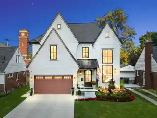 Exceptional Custom-Built Colonial