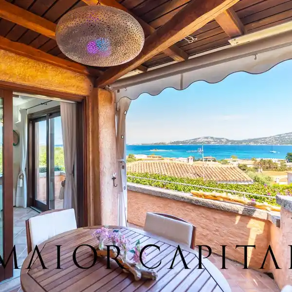 INCREDIBLE VILLA WITH SEA VIEWS