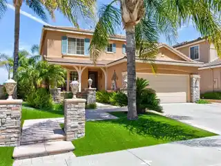 Beautiful Home in the Heart of Stevenson Ranch