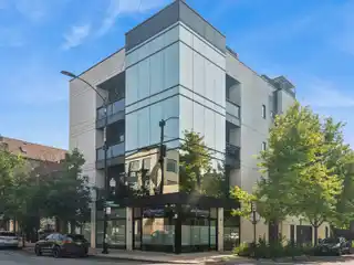 Spectacular Full-Floor Penthouse Condo