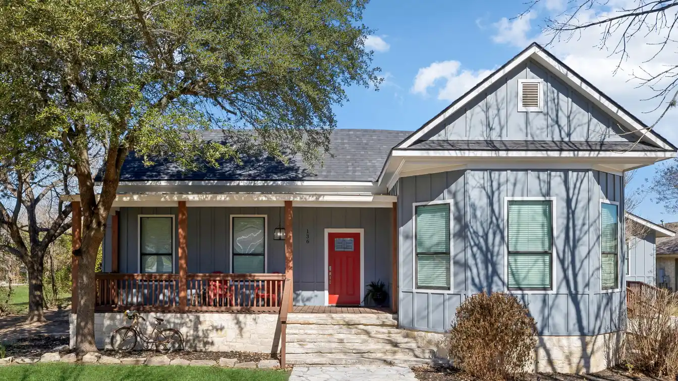 Rare Gem on Beautiful Cibolo Creek