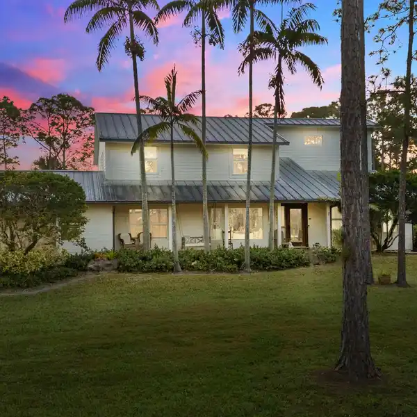 FARMHOUSE RETREAT IN THE HEART OF JUPITER FARMS