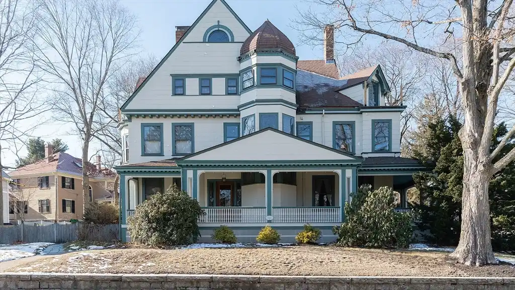 1891 Historic Hunter House in Newtonville