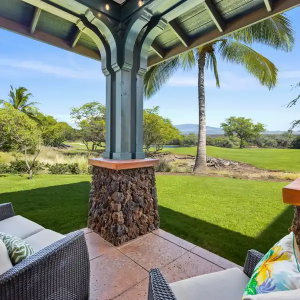 PRISTINE TOWNHOME IN PREMIER LOCATION