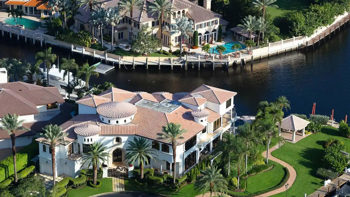 Sanctuary Deepwater Showplace