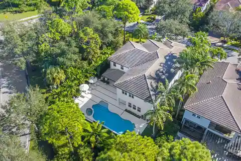 Extraordinary Residence in a Coveted Community
