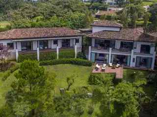 Warm Contemporary Gem Nestled in the Mountains of Escazú