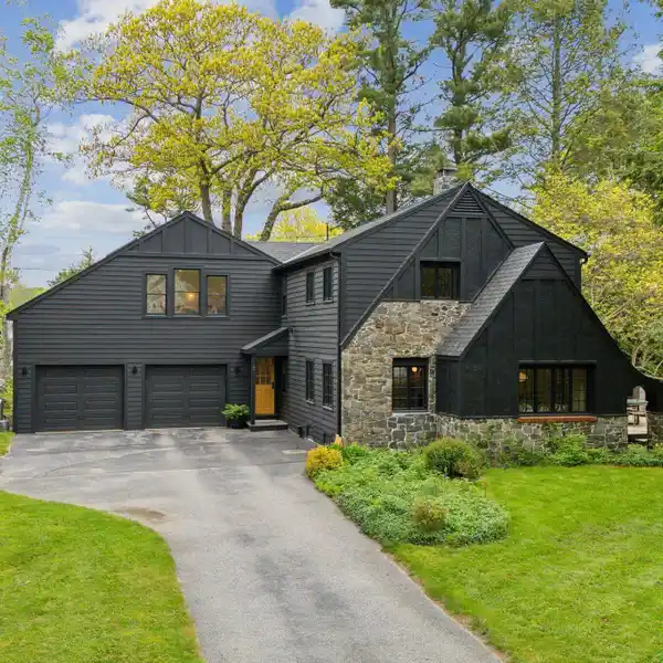 TUDOR-INSPIRED CONTEMPORARY COTTAGE