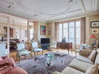 Elegant Apartment with an Open View of Place Victor Hugo