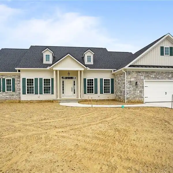 IMMACULATE NEW CONSTRUCTION
