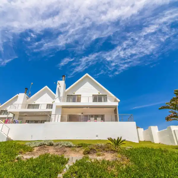 DREAM RETREAT ON THE PICTURESQUE CANALS OF ST FRANCIS BAY