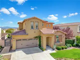 Elegant Gated Community Home with Upgraded Kitchen