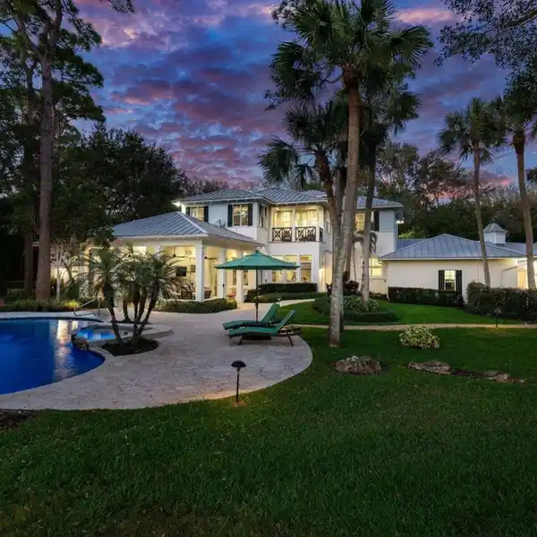 STATELY CUSTOM ESTATE OFFERING UNMATCHED PRIVACY AND PRESTIGE
