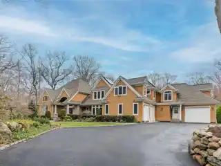 Unique Efficient Mansion