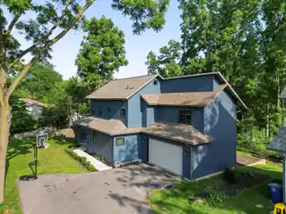 Eco-Modern Net-Zero Capable Home