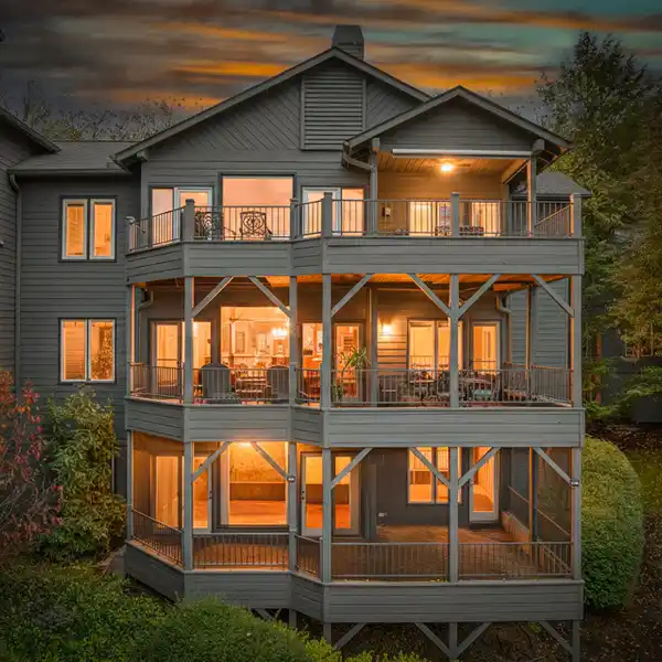 RARE HOME WITH UNMATCHED MOUNTAIN GOLF VIEWS