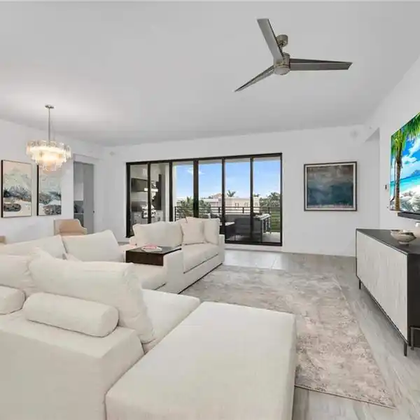 NEW CONSTRUCTION CONDO AT ELEVEN ELEVEN CENTRAL