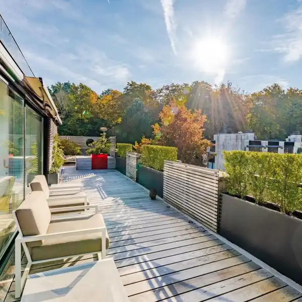 RENOVATED PENTHOUSE WITH POOL, GARAGE, AND TERRACES