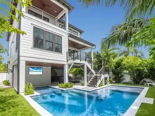 Luxe Island Escape