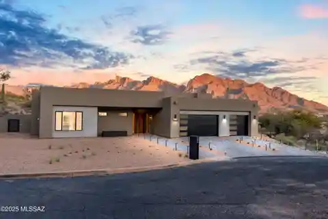Spectacular Contemporary Home in Prestigious Gated Community