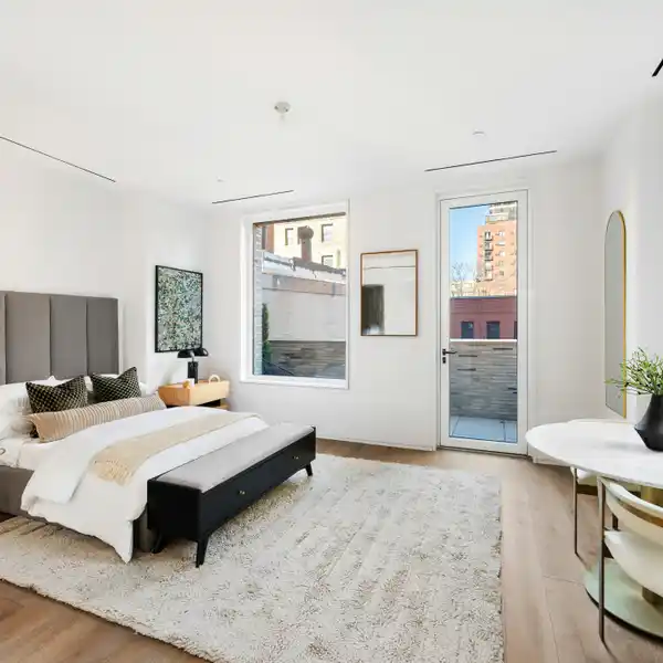 CORNER STUDIO WITH A PRIVATE TERRACE