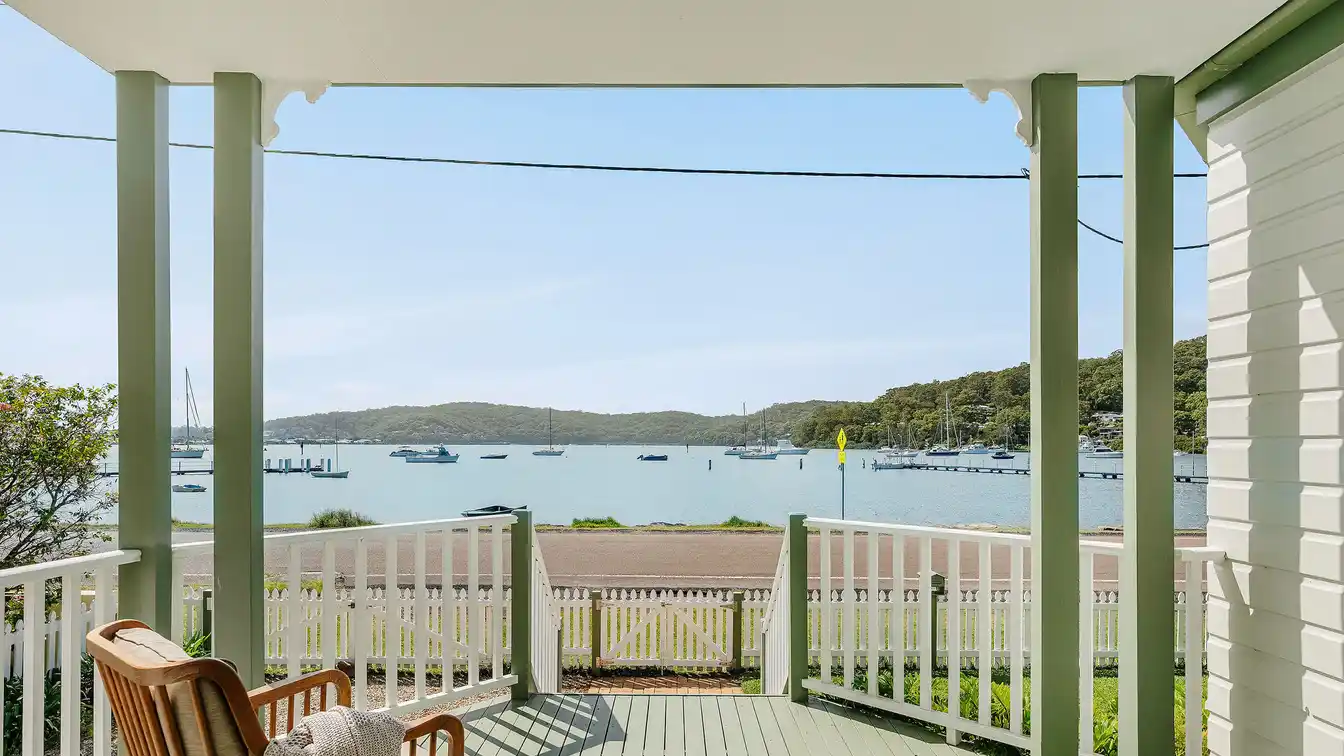 Quintessential Bayside Cottage