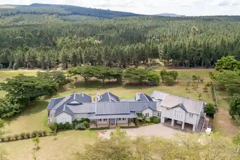 Magnificent Seven Bedroom Split-level Home