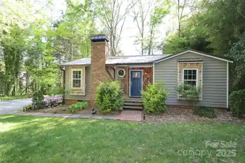 Rare Fully Renovated Cottage