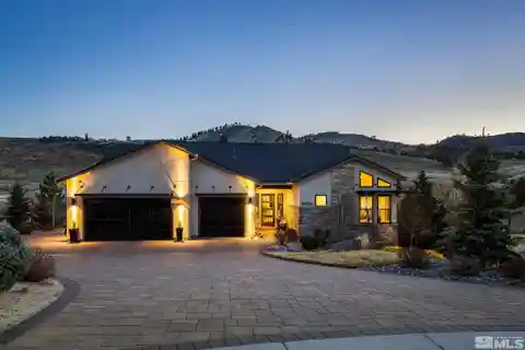 Immaculate Custom Home in Caughlin Ranch