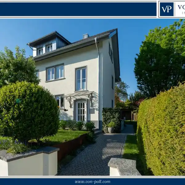 METICULOUSLY MAINTAINED HOME ON THE METTNAU PENINSULA
