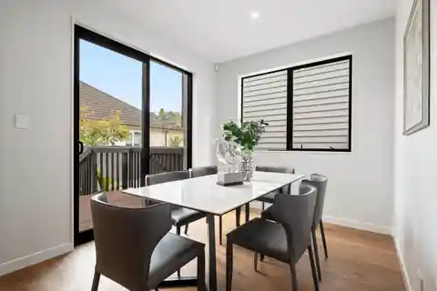 World of Luxury and Sophistication with Exquisite Property