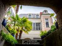 PRESTIGIOSA RESIDENCIA EN EL CORAZÓN HISTÓRICO DE SAUMUR