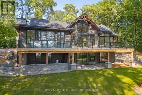 Impressive Custom-Built Cottage