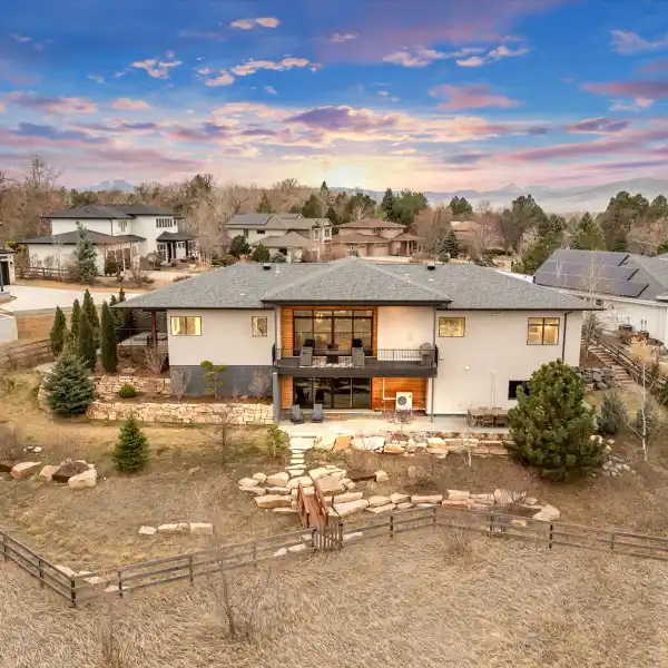 CUSTOM 2017-BUILT CONTEMPORARY RANCH HOME
