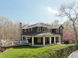 4.65-Acre Private Estate for Rent