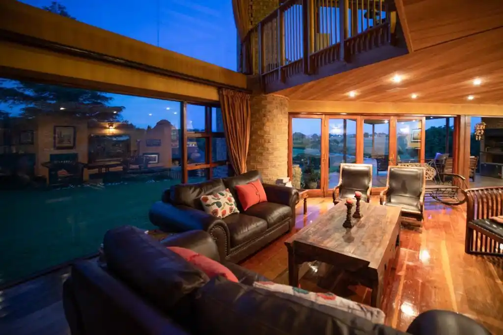 Beautiful Property in the Riverview Country Estate