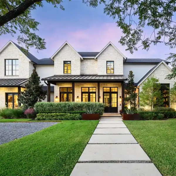 STYLISH HOME WITH DESIGNER WALL COVERINGS