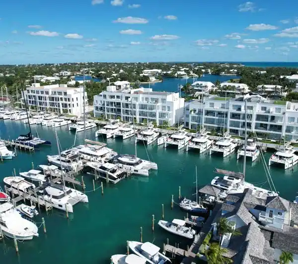 LUXURY LIVING IN PALM CAY