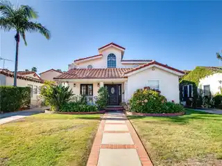An Unparalleled Sanctuary in Mar Vista