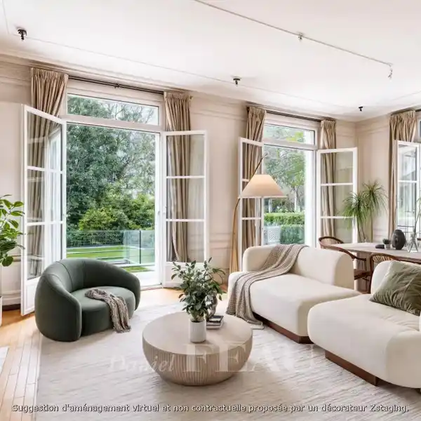 SUPERB PRIVATE MANSION