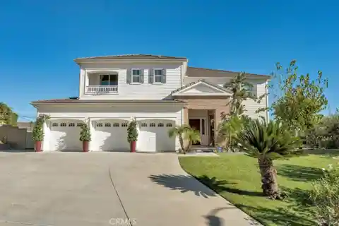 Stunning Granada Hills Estate with Spectacular Views and Privacy