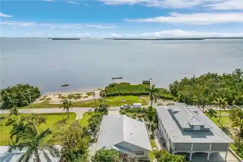 Waterfront Retreat in Historic Pineland