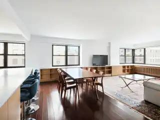 Park Avenue High-Floor Corner Condo