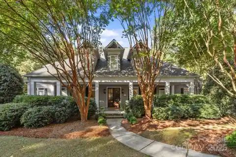 Charming Blantyre Residence with Pool, Hot Tub and Mature Landscaping