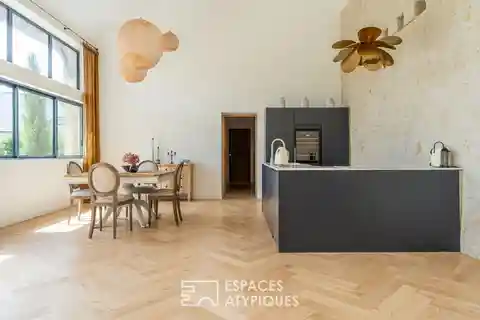 Carefully Renovated Luxury Residence