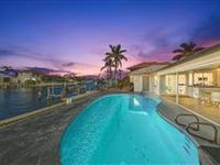 STUNNING HOME WITH GORGEOUS SUNSET VIEWS