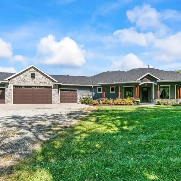 EXCEPTIONAL RETREAT ON 4.47 PEACEFUL ACRES