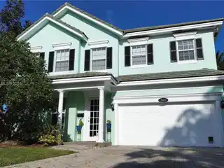 Light-Filled Sanctuary with Designer Touches