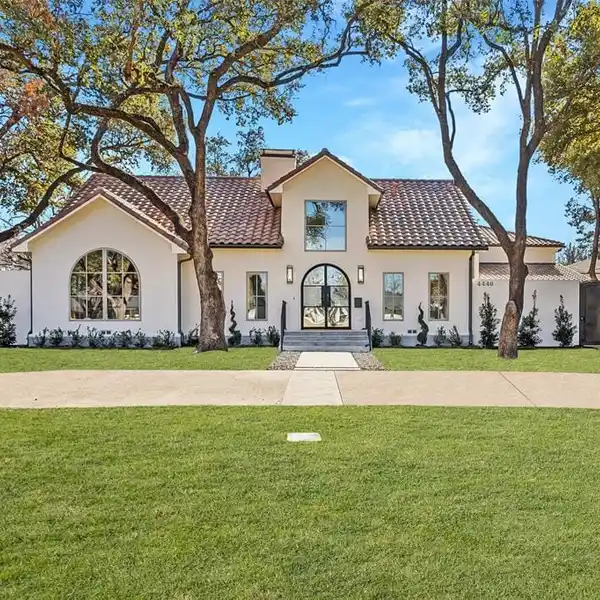 BEAUTIFULLY UPDATED HOME BOASTING THOUGHTFUL HIGH-END DESIGN