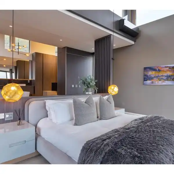 MASTERPIECE OF MODERN LUXURY IN STONEHURST ESTATE